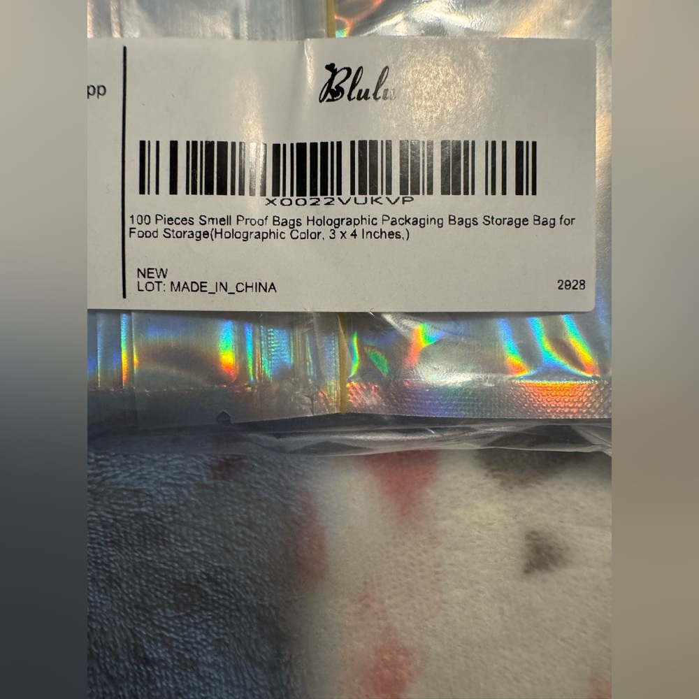 Holographic Sealable Packing Bags 3X4 inch (100 Pieces) - Picture 2 of 6